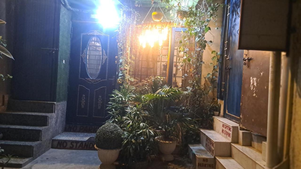 Sufi Khandar Home Stay Нью-Делі Екстер'єр фото