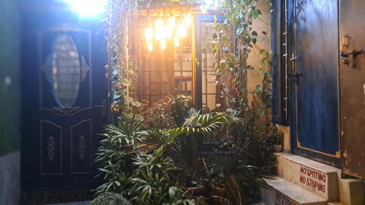 Sufi Khandar Home Stay Нью-Делі Екстер'єр фото